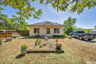 5870 Panther Dr, Reno, NV 89506