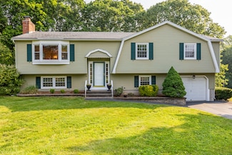 10 Longview Ln, Wallingford, CT 06492