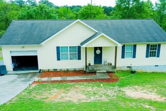 1132 Probasco St N, La Fayette, GA 30728