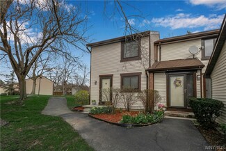 501 Charlesgate Cir, East Amherst, NY 14051