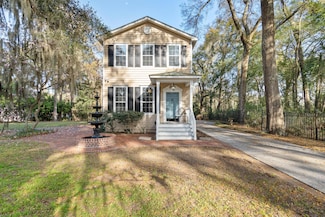 21 Meridian Rd, Beaufort, SC 29907