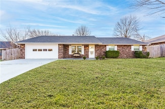 1606 SE S St, Bentonville, AR 72712