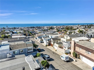 1210 1st Place, Hermosa Beach, CA 90254
