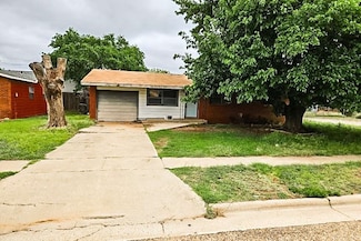 302 52nd St, Lubbock, TX 79404