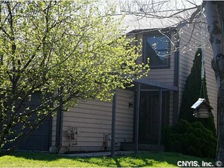 147 Idlewood Blvd, Baldwinsville, NY 13027
