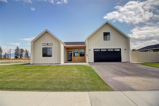 820 Bearhat Mountain Rd, Kalispell, MT 59901