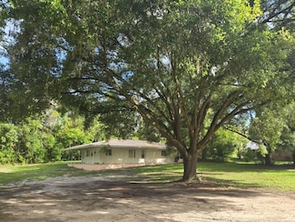 18566 NW 242nd St, High Springs, FL 32643