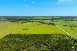 25299 Windy Hill Rd, Maple Hill, KS 66507