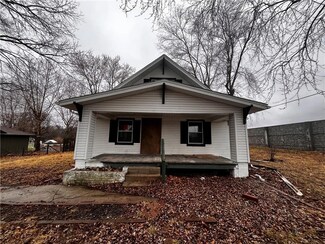 810 NW Thieme St, Grain Valley, MO 64029