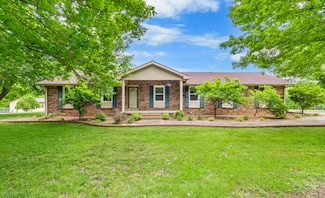 343 Highway 49, Tennessee Ridge, TN 37178