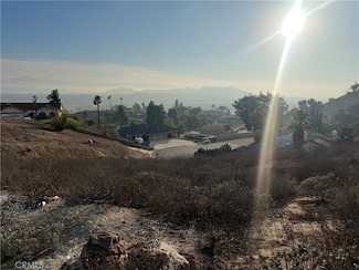 8385 Indian Knolls Cir, Riverside, CA 92509