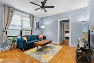 345 E 77th St Unit 3F, New York, NY 10075