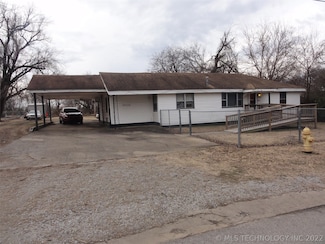 3236 E 34th St N, Tulsa, OK 74110