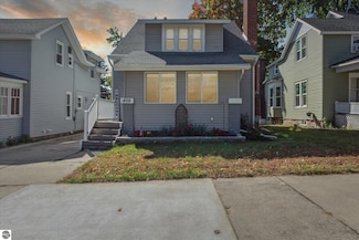 409 W Center St, Alma, MI 48801