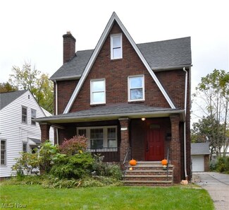 1135 Plainfield Rd, Cleveland, OH 44121