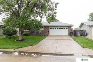 1228 N Pennsylvania Ave, York, NE 68467