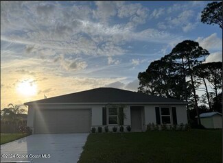 1360 Vancouver Ave SE, Palm Bay, FL 32909