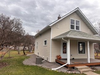 208 Cedar St, Superior, MT 59872