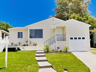 5605 Vale Way, San Diego, CA 92115