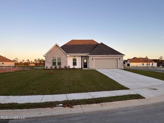7228 Pencarrow Cir, Ocean Springs, MS 39564