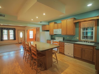 751 N Water St, Watertown, WI 53098