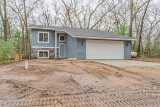 4018 Wintergreen Dr, Allegan, MI 49010