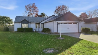 8308 Chapel Bend Dr, Fort Wayne, IN 46835