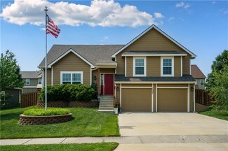 1307 Greenbrier Dr, Eudora, KS 66025