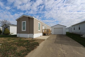 6 Reagan Ln, Shelby, OH 44875