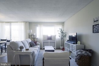 2059 Huntington Ave Unit 1404, Alexandria, VA 22303