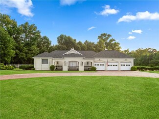 3906 Sharps Rd, Warsaw, VA 22572