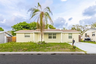 9020 Gray Fox Ln, Port Richey, FL 34668