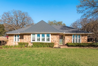 2725 Sunrise Dr, Arlington, TX 76006