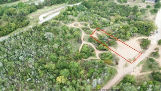 313 Kahana Ln, Bastrop, TX 78602