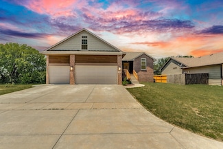 159 Longhorn Ct, Clearwater, KS 67026