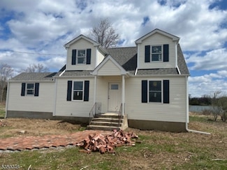 715 Pittstown Rd, Frenchtown, NJ 08825