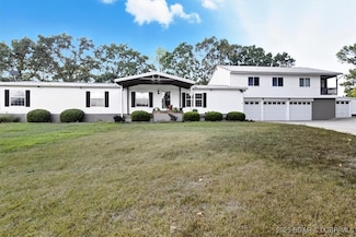 163 Craig Field Dr, Linn Creek, MO 65052