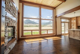 66 Big Creek Dr Unit 9, Cody, WY 82414