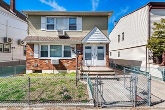 97-34 92nd St, Jamaica, NY 11416