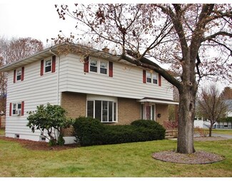 5 Greenlawn Ave, South Grafton, MA 01560