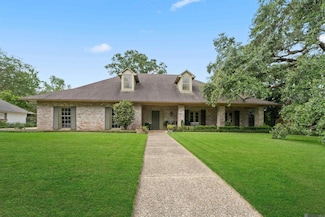 3730 Floyd Dr, Baton Rouge, LA 70808