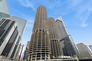 300 N State St Unit 3205, Chicago, IL 60654