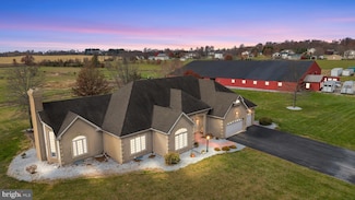 334 Rolling Ln Unit 2, Abbottstown, PA 17301