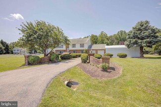 38989 Lupes Ct, Mechanicsville, MD 20659