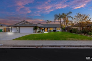 14013 Laverton Ave, Bakersfield, CA 93314
