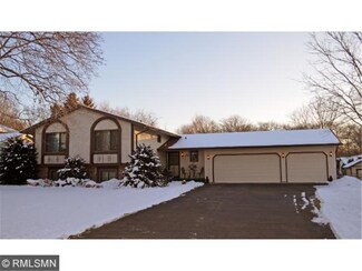 4730 Kevin Ln, Saint Paul, MN 55126