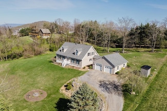 7624 Candlestick Ln, Singers Glen, VA 22850