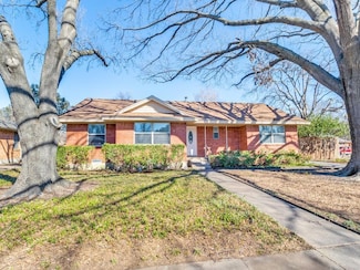 1918 Patricia Ln, Garland, TX 75042