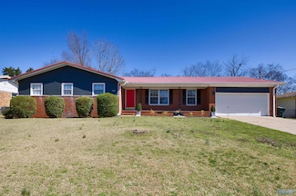 1806 Carson Ln NW, Huntsville, AL 35816