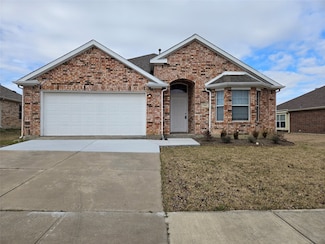 945 Zachary Dr, Arlington, TX 76002